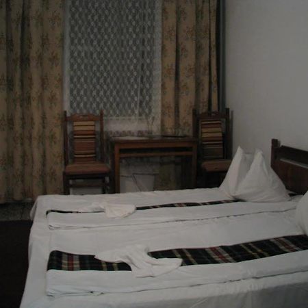 Hotel Venus 데포리노드 외부 사진